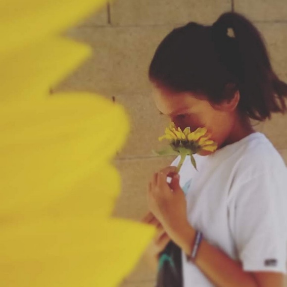 Meet your Posher, Nizhoni vlogs 123 - Picture 1 of 1